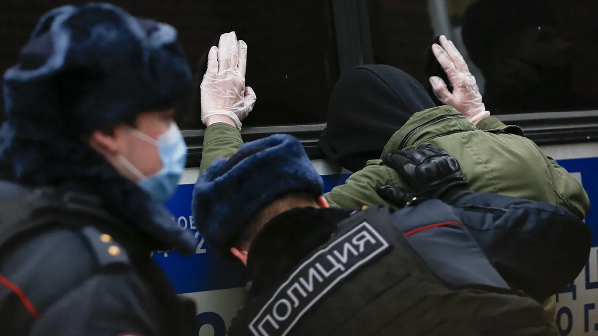 «Медиазона» собрала полную базу розыска МВД РФ. В списке — премьер-министр Эстонии, глава Минкульта Литвы и воюющие на стороне ВСУ иностранцы