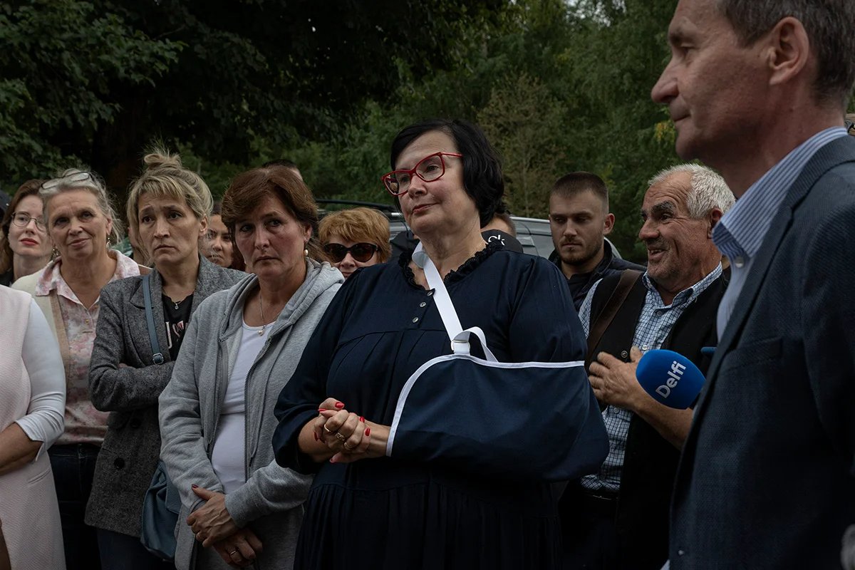 Mayor of Narva Katri Raik (center). Photo by Vlad Dokshin / Especially for Novaya Gazeta.Europe