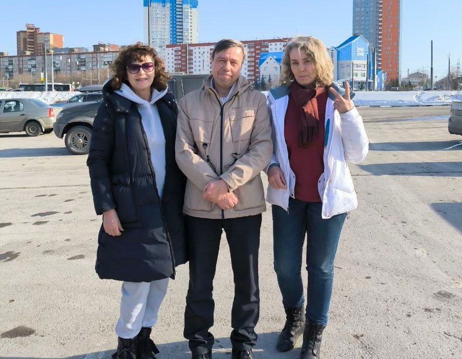 Ирина и Артем Файзулины, а также Елена Гусева. Фото: «Пермь 36,6»