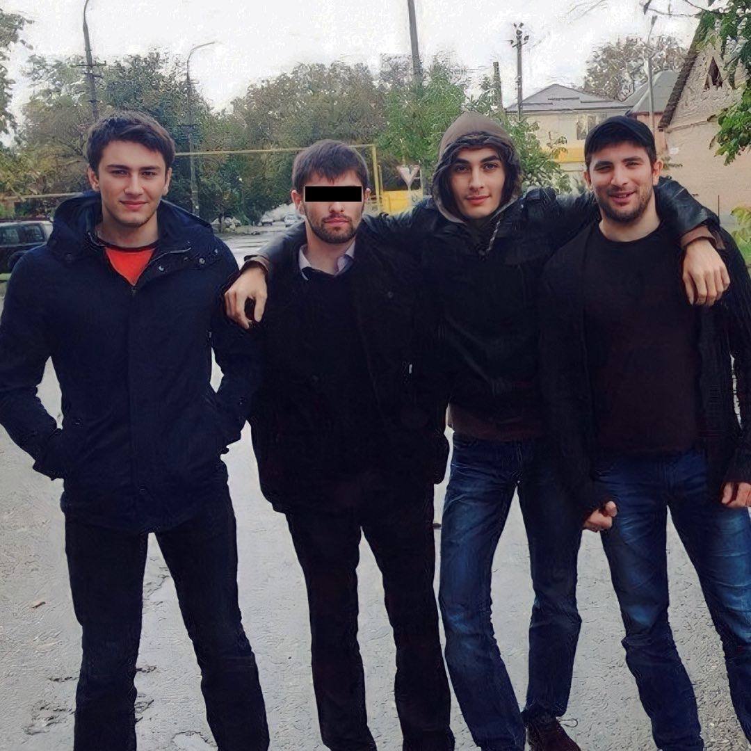 (слева направо) Абубакар Янгулбаев, Юсуп Янгулбаев, Адам Янгулбаев. Фото:  Telegram