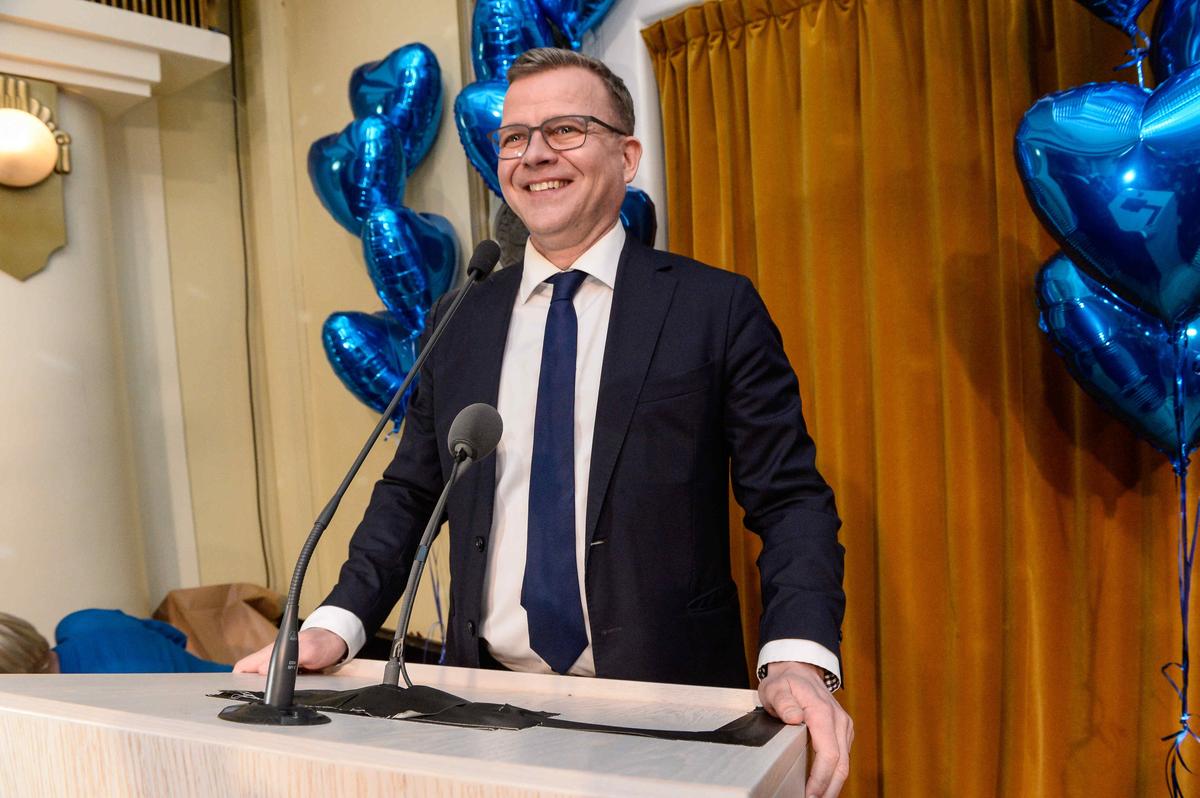 Глава партии «Национальная коалиция» Петтери Орпо в день парламентских выборов в Финляндии, 2 апреля 2023 года. Фото: EPA-EFE / MIKKO STIG