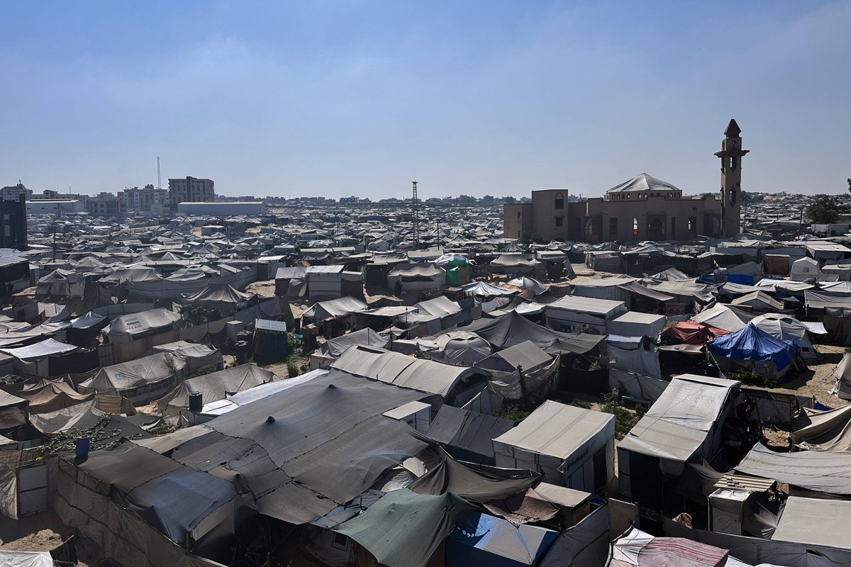 Мен оның есегіне менің мүшемді жұлып алдым