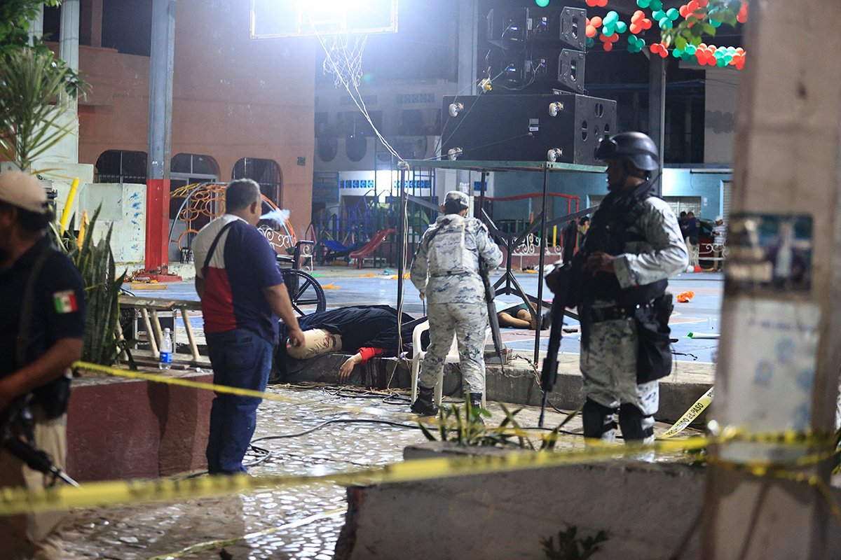 Место убийства кандидата в мэры Альфредо Кабрера, Акапулько, Мексика, 29 мая 2024. Фото: Lorenzo Hernández / EPA-EFE