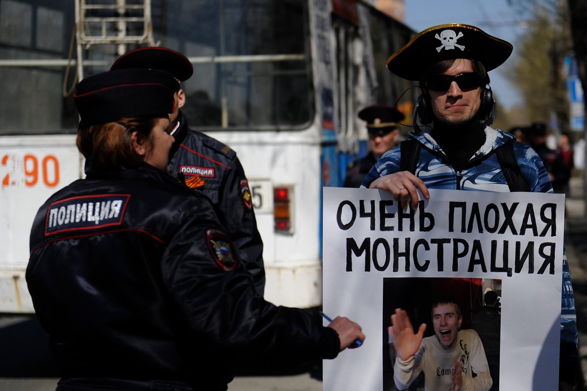 Полицейские на «Монстрации», 2015 год. Фото Евгения Курскова, из личного архива Артема Лоскутова