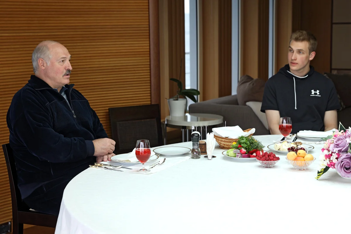 Alexander Lukashenko and his son Nikolai, 2021. Photo: Sergey Ilyin / Sputnik / Kremlin / EPA-EFE