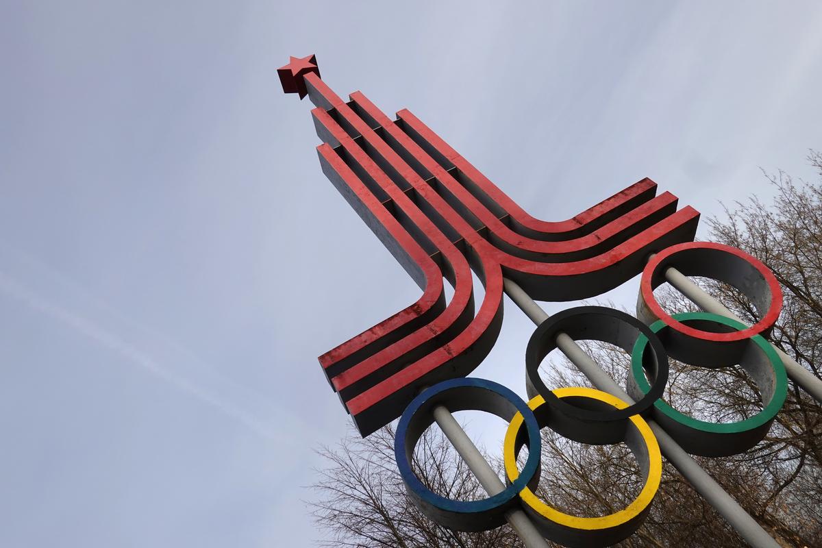 The emblem of the 1980 Moscow Olympics, in Podolsk, outside Moscow, 28 March 2023. Photo: EPA-EFE / MAXIM SHIPENKOV