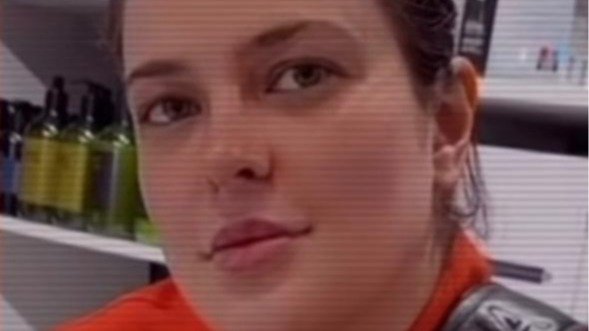 «СК SOS»: сбежавшую из Чечни дочь приближенного к Кадырову чиновника вывезли из Грузии в Россию, а через три дня похоронили. По версии правозащитников, ее могли убить родственники