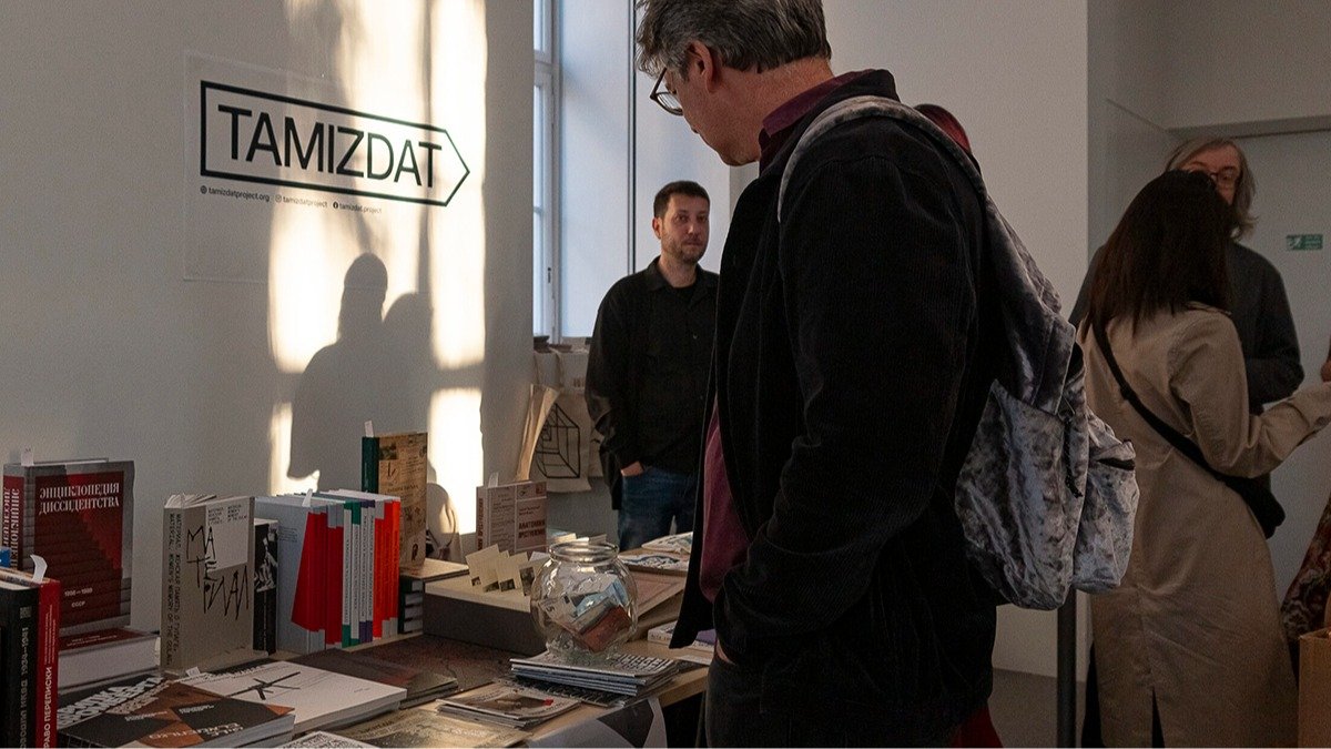 Литература, решившая быть