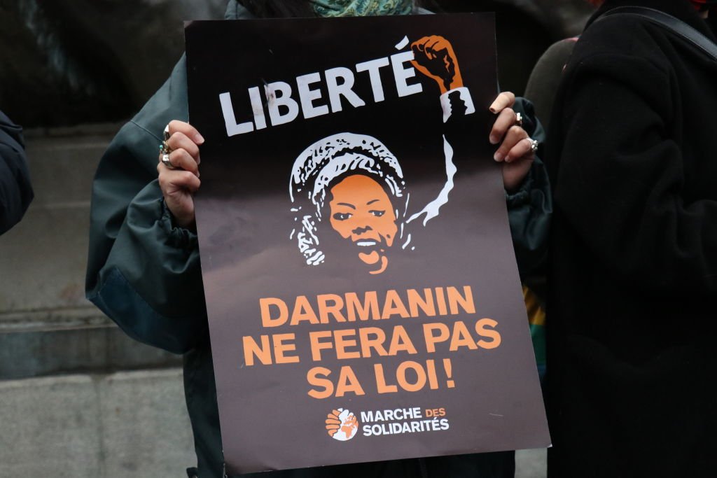 Акция протеста против законопропекта о миграции, 22 декабря 2023 года, Париж. Фото: Umit Donmez / Anadolu / Getty Images