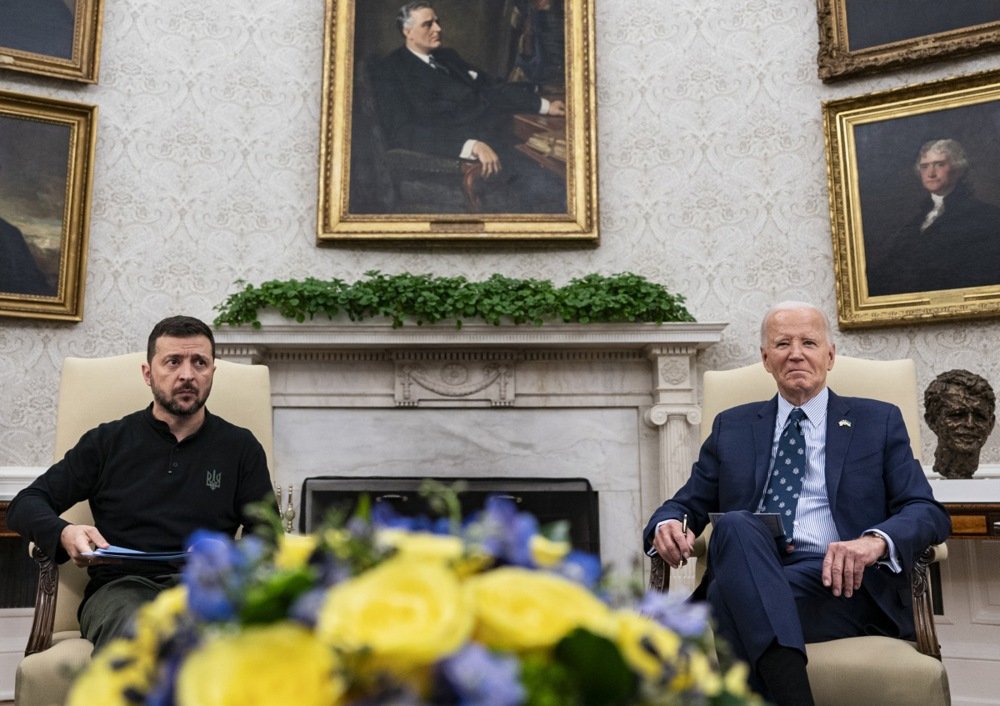 Ukrainian President Volodymyr Zelensky meets with US President Joe Biden at the White House on 26 September. Photo: EPA-EFE/ALEXANDER DRAGO / POOL