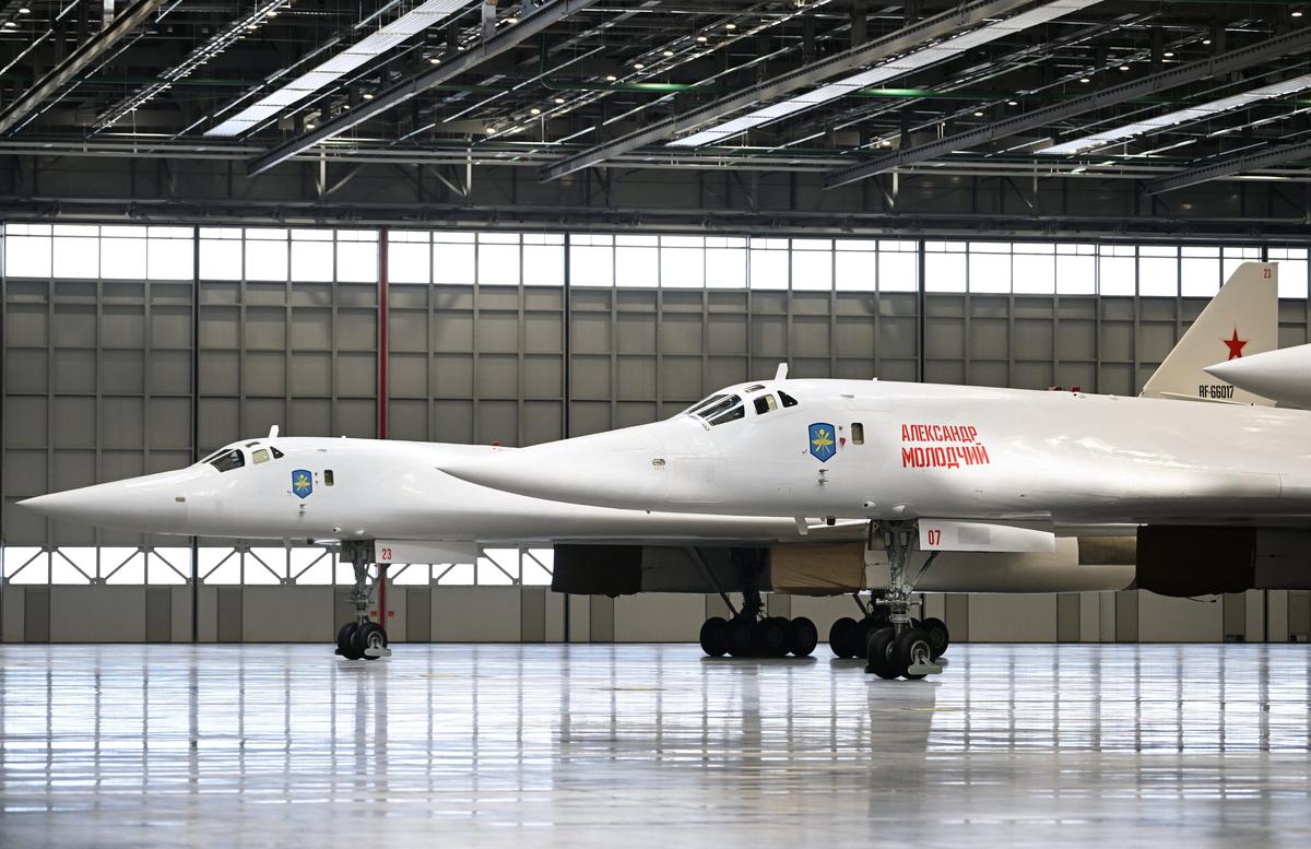 Russian Tu-160 M strategic bombers at Kazan’s Gorbunov Aviation Plant, 21 February 2024. The Tu-160. Photo: EPA-EFE / KRISTINA KORMILITSYNA / SPUTNIK / KREMLIN