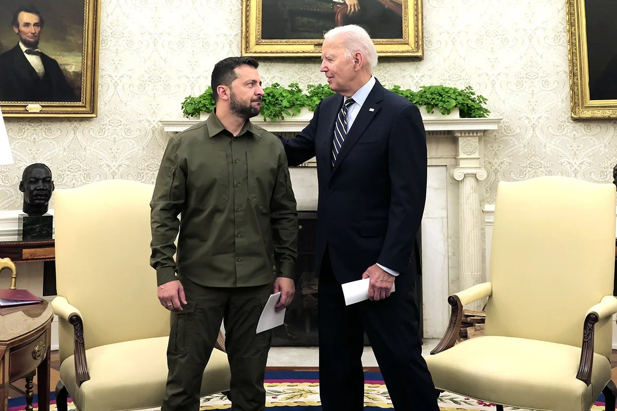 US President Joe Biden meeting Ukrainian President Volodymyr Zelensky in the Oval Office in September. Photo: Julia Nikhinson / pool / EPA