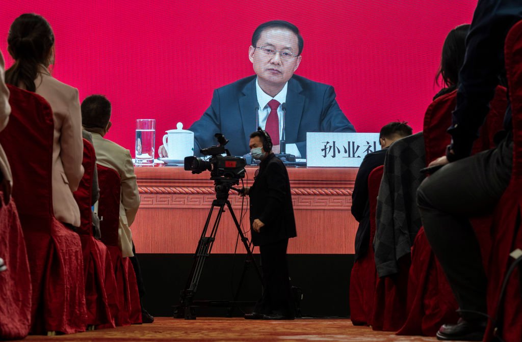 Китайский политический деятель, заведующий Пресс-канцелярией Госсовета КНР Сунь Ели. Фото: Kevin Frayer / Getty Images