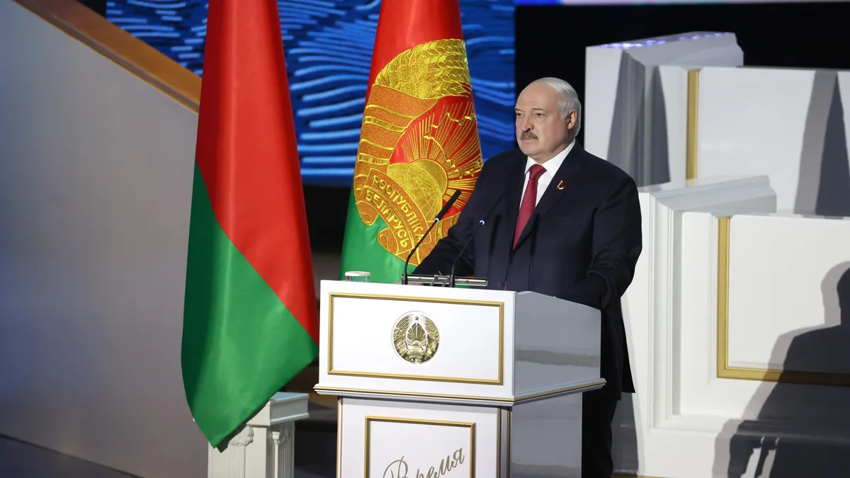 Лукашенко заявил, что белорусская оппозиция планирует захватить часть территории страны и установить там свою власть