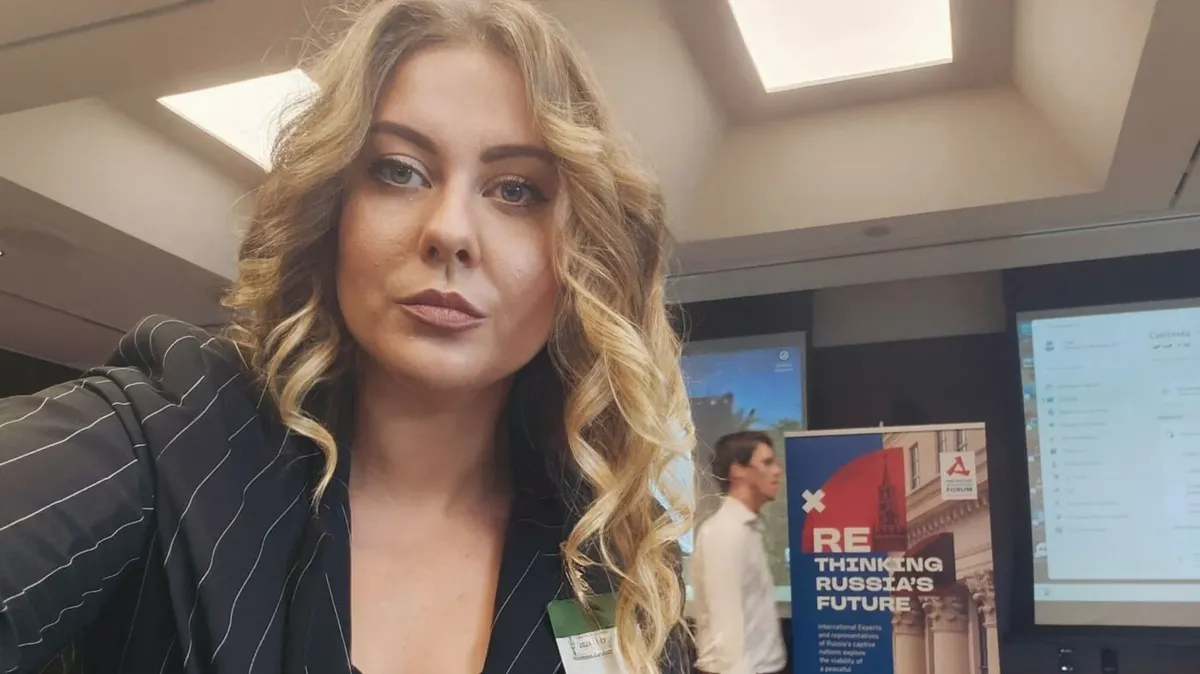 Активистка Номма Зарубина, которая пыталась налаживать связи с российской оппозицией, признала, что работала на ФСБ