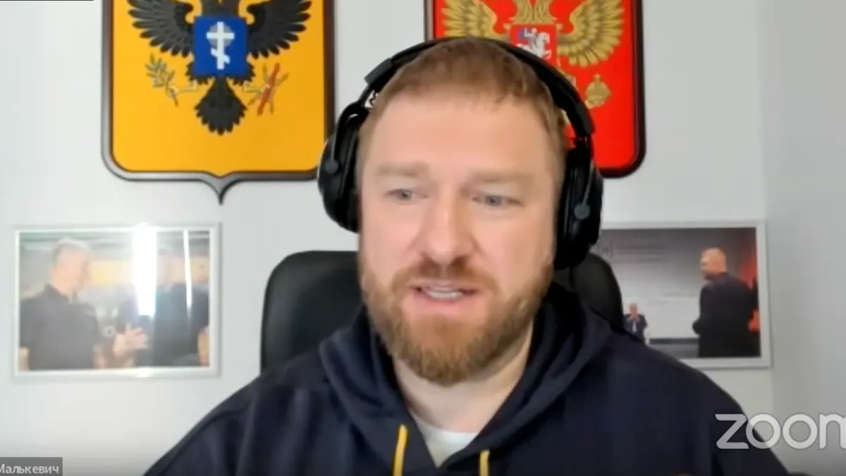 В ОП заявили о создании «черного списка» ютуб-блогеров, отказывающихся переходить на российские платформы