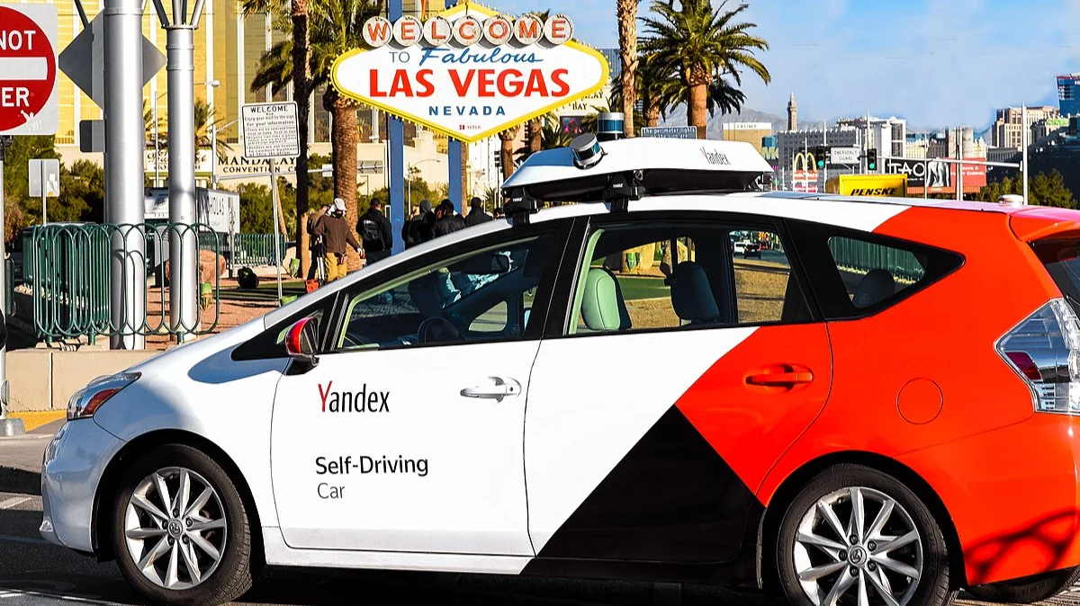 «Медуза»: «Яндекс» хранит данные своих зарубежных сервисов такси в России
