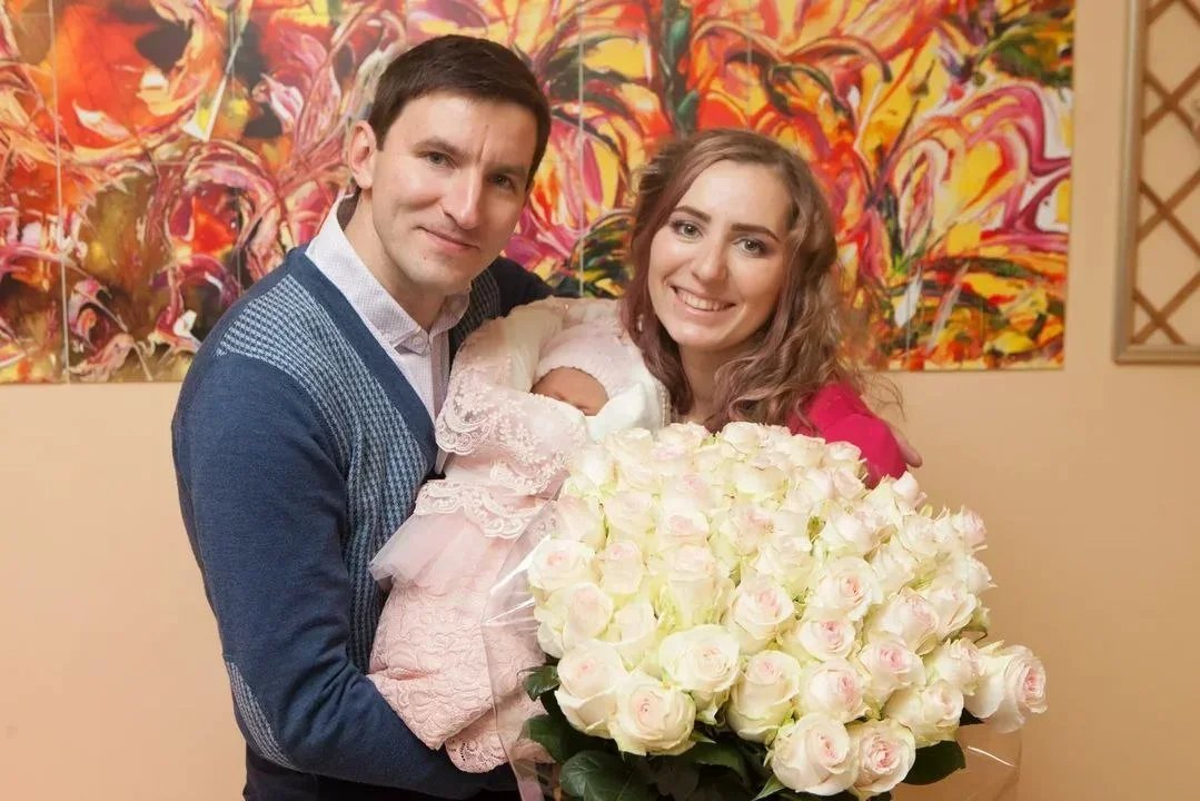 Alexey and his wife Svetlana with their daughter Varya. Photo from the family archives