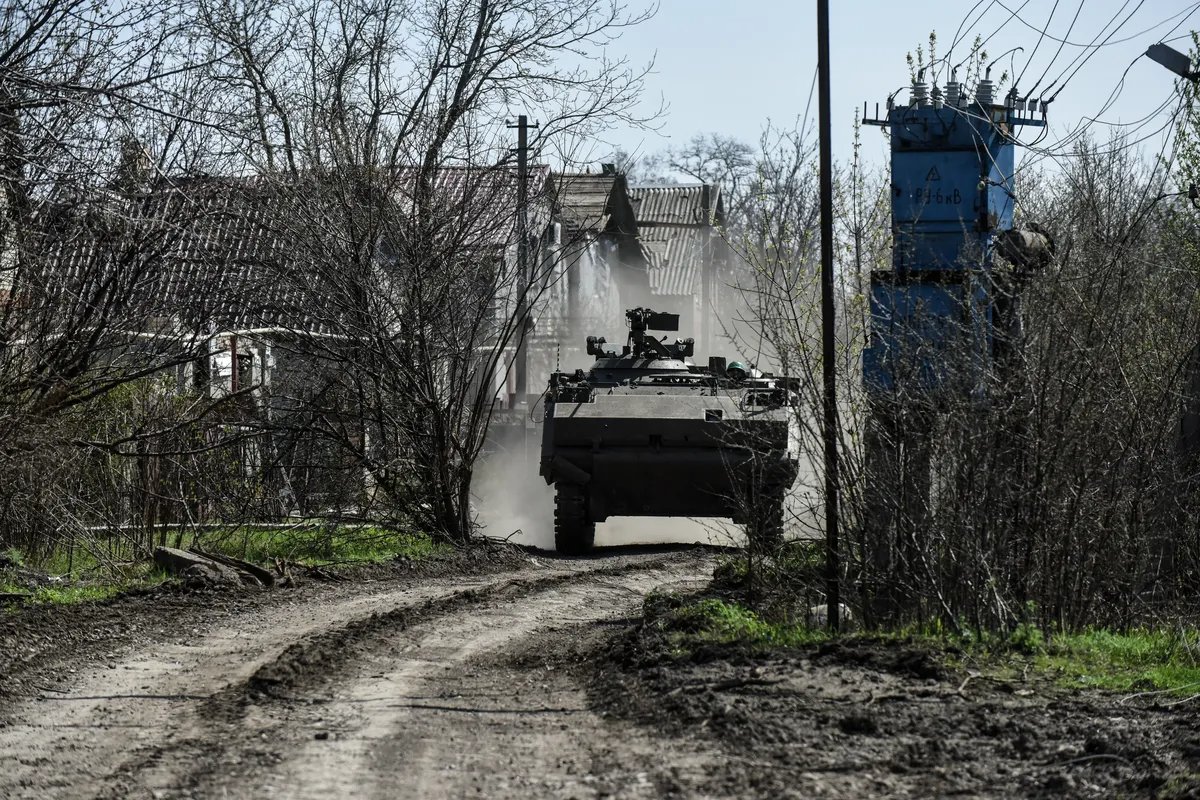 Ukrainian armoured personnel carrier M113 near Bakhmut, 10 April 2023. Photo: EPA-EFE/OLEG PETRASYUK