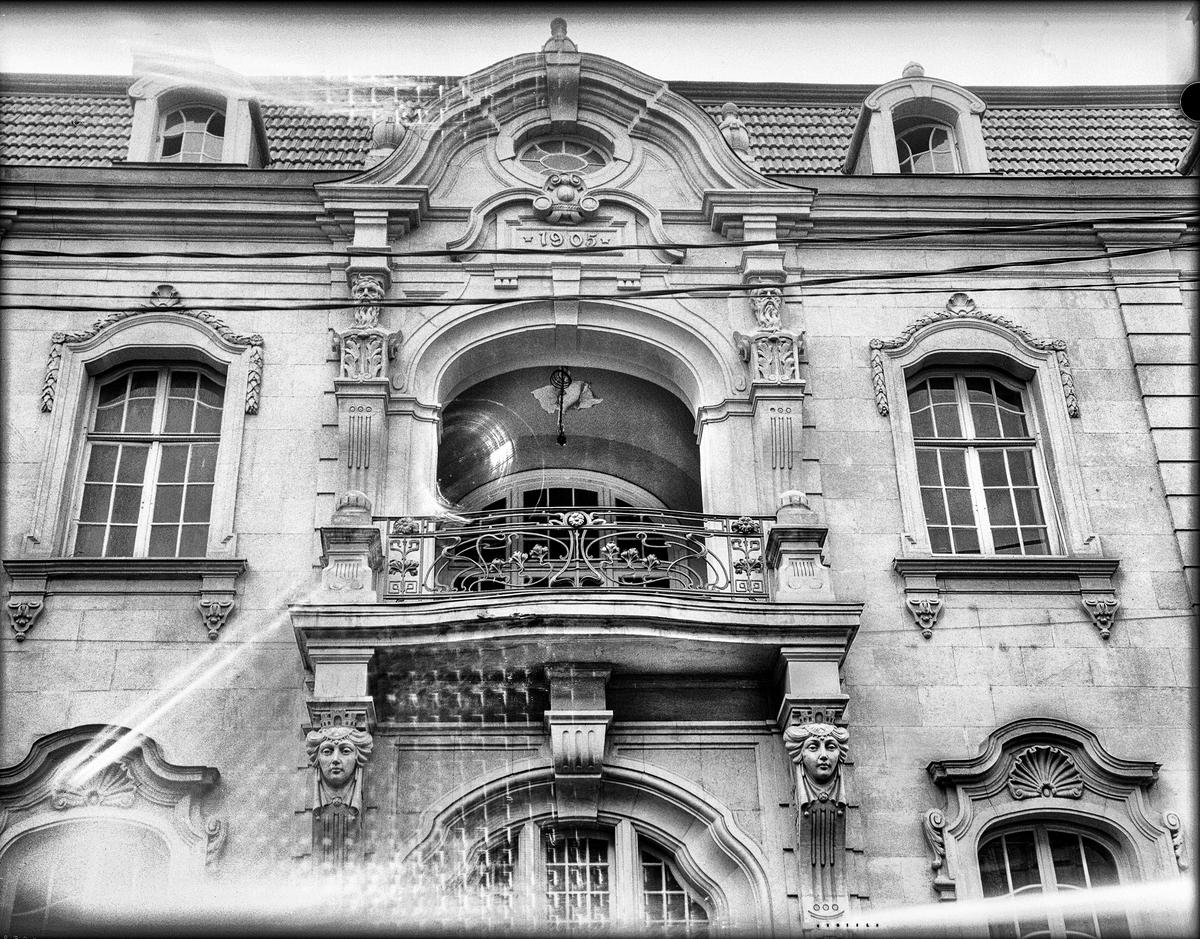 Главный фасад Дома писателей. Фото: Wikimedia