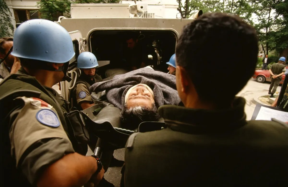 UN peacekeepers in Sarajevo, 1992. Photo: Jon Jones / Sygma / Sygma / Getty Images