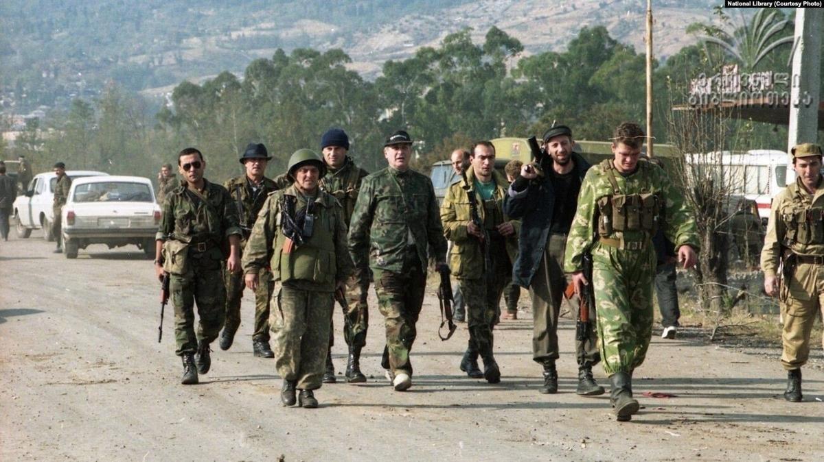 Бойцы «Мхедриони», Абхазия, 1992 г. Фото:  Wikimedia Commons