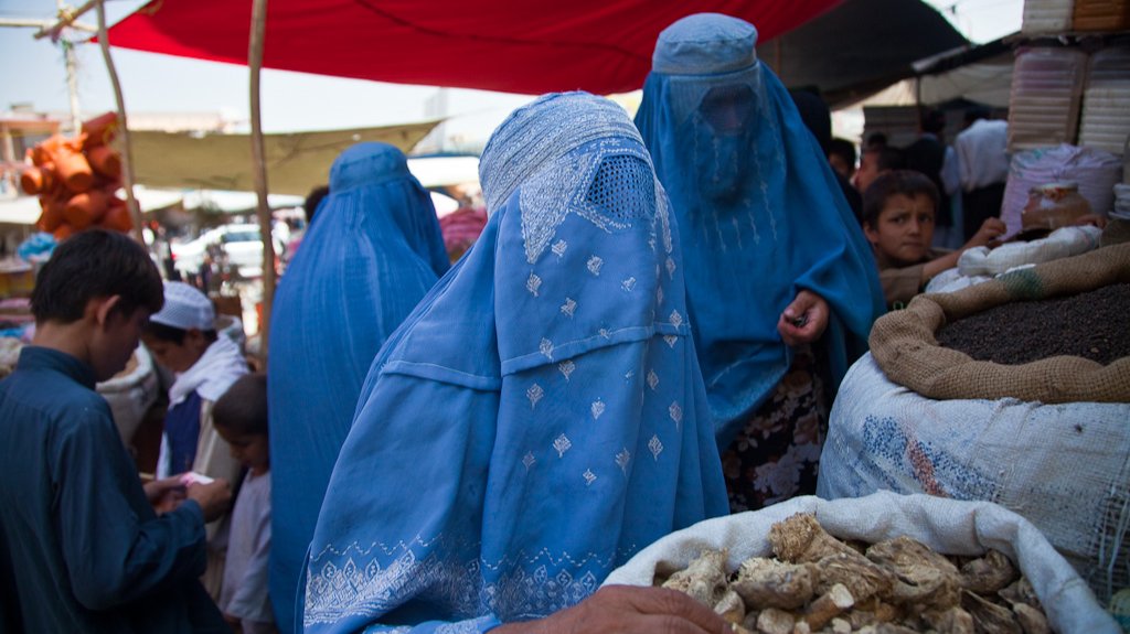 У талибов не получается с женщинами