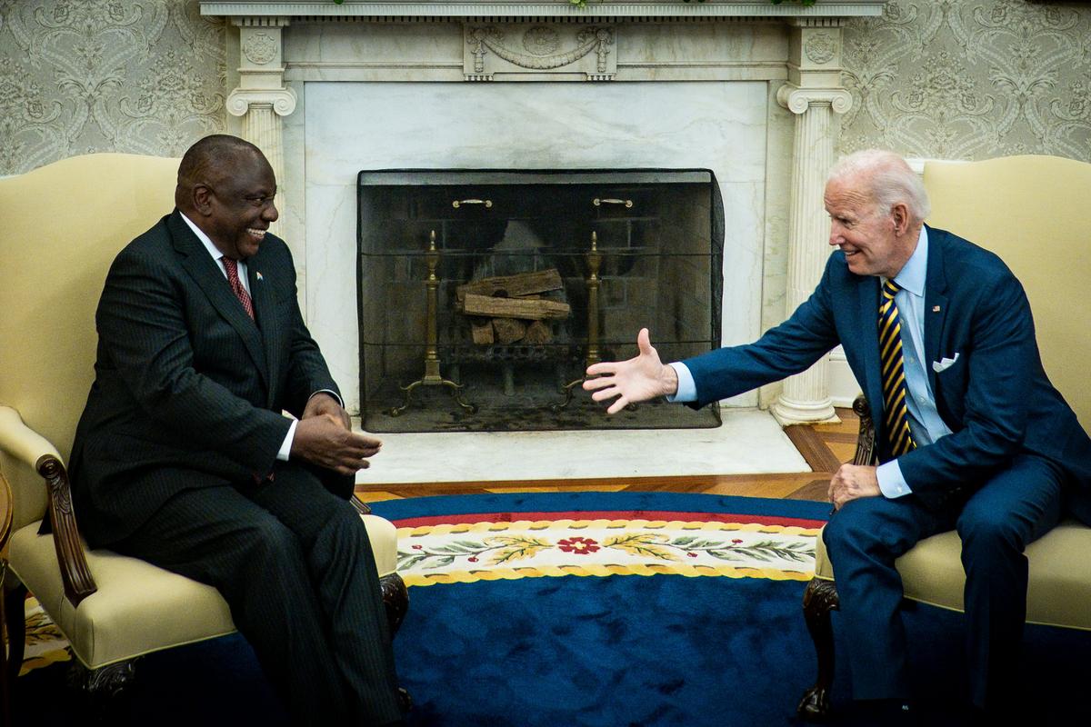 Joe Biden and Cyril Ramaphosa. Photo: EPA-EFE/Pete Marovich