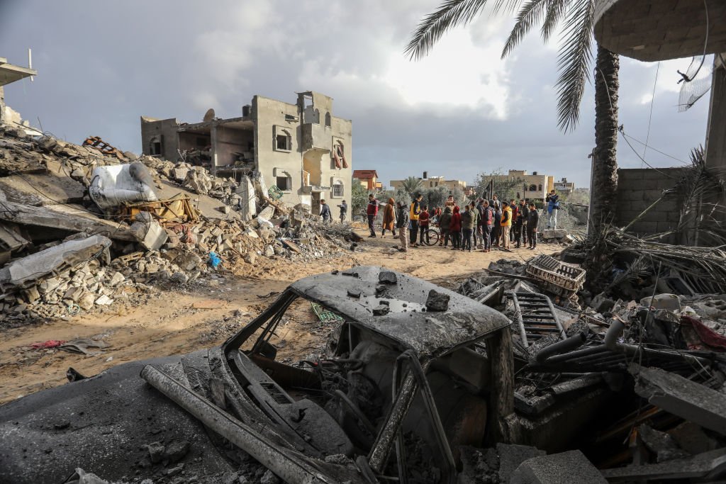 Последствия израильских бомбардировок в городе Рафах, Сектор газа. Фото: Abed Rahim Khatib / picture alliance / Getty Images