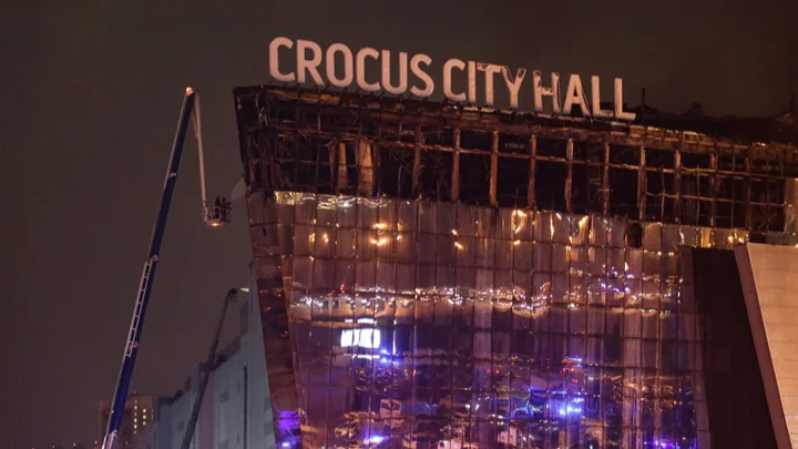 Сразу после выборов произошел теракт в «Крокусе». Боты в «ВК» не только обвиняли в нём Украину, но и высказывались о владельце торгового центра — олигархе Агаларове. Что из этого боты не говорили?