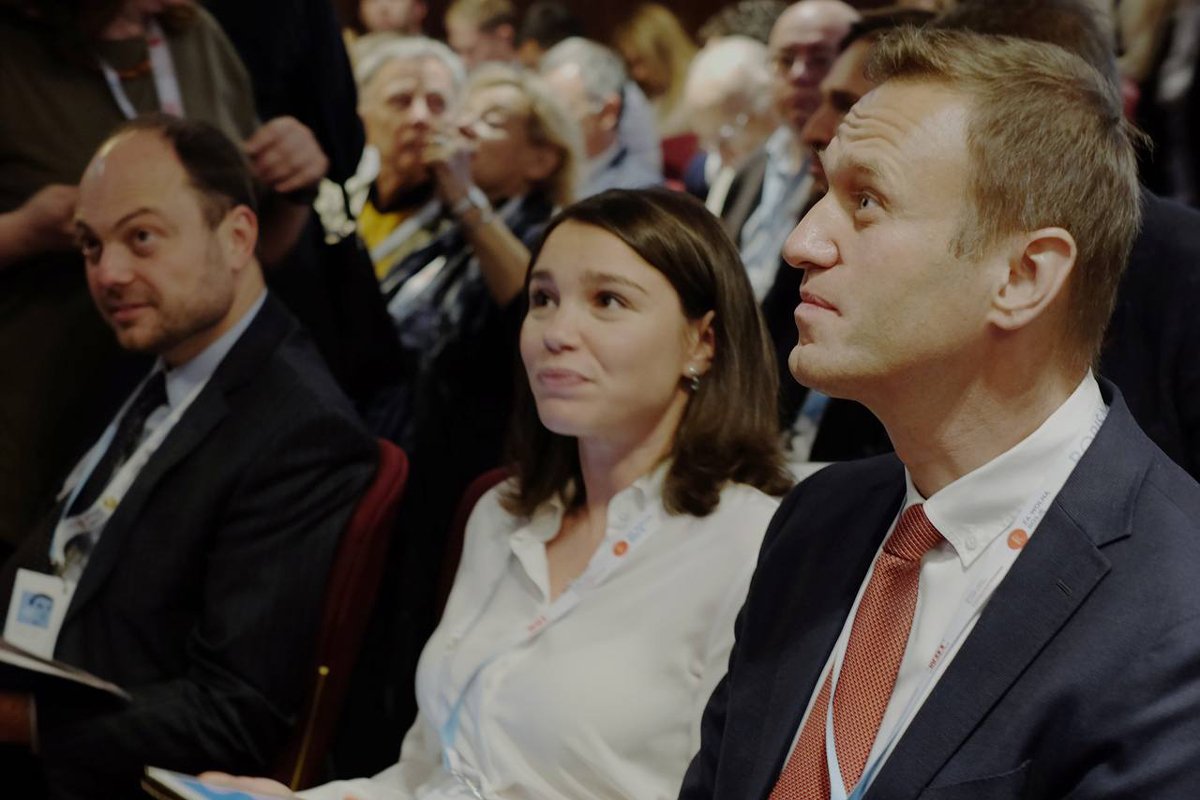 Владимир Кара-Мурза, Жанна Немцова и Алексей Навальный. Фото из личного архива Жанны Немцовой
