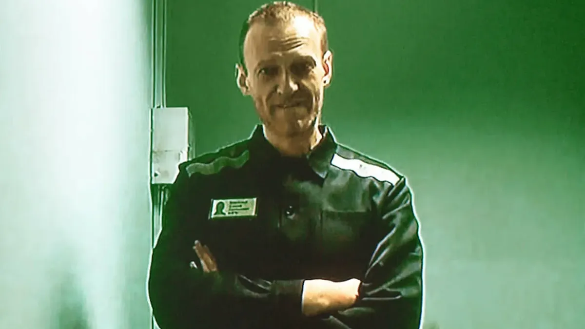 Прокуратура отменила решение не возбуждать уголовное дело по факту смерти Навального в колонии