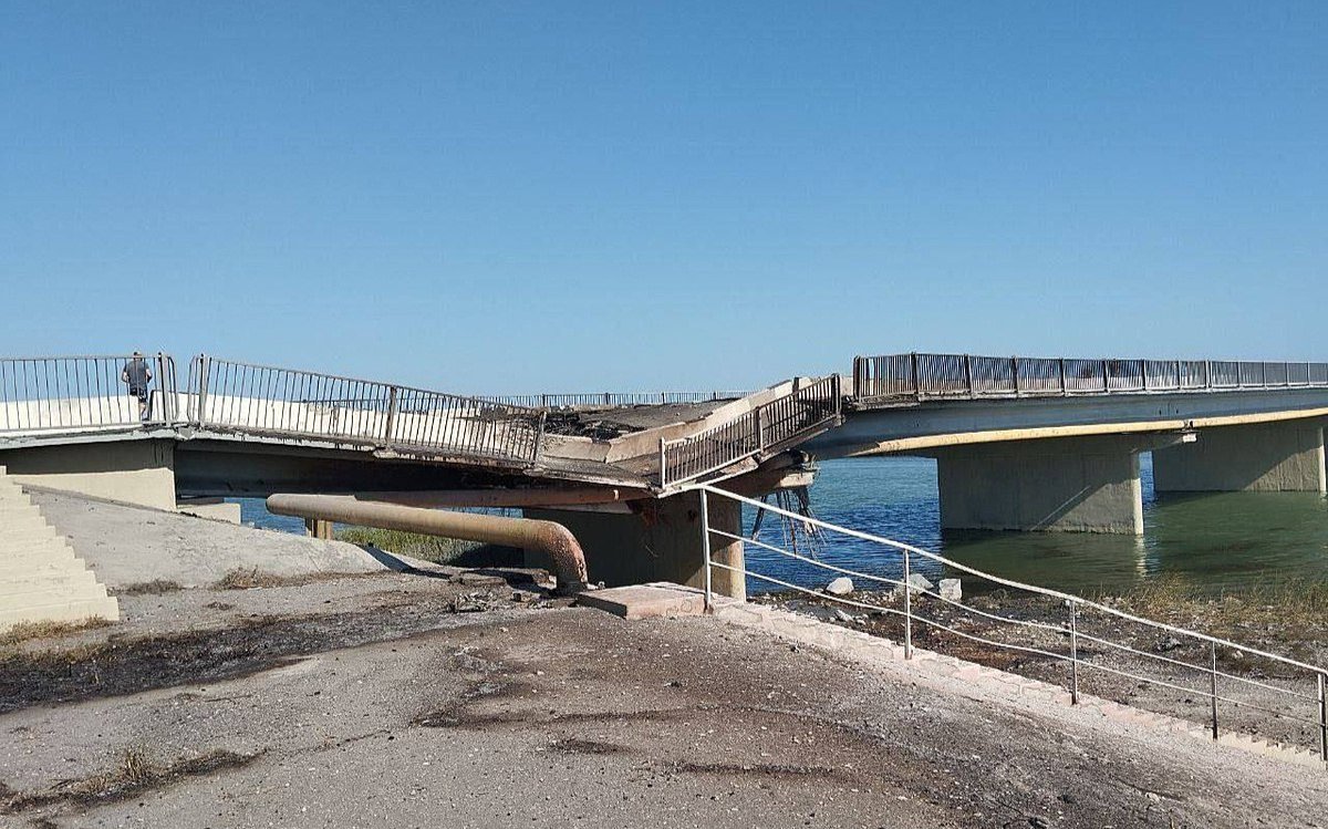 Разрушенный мост в Крым. Фото: соцсети