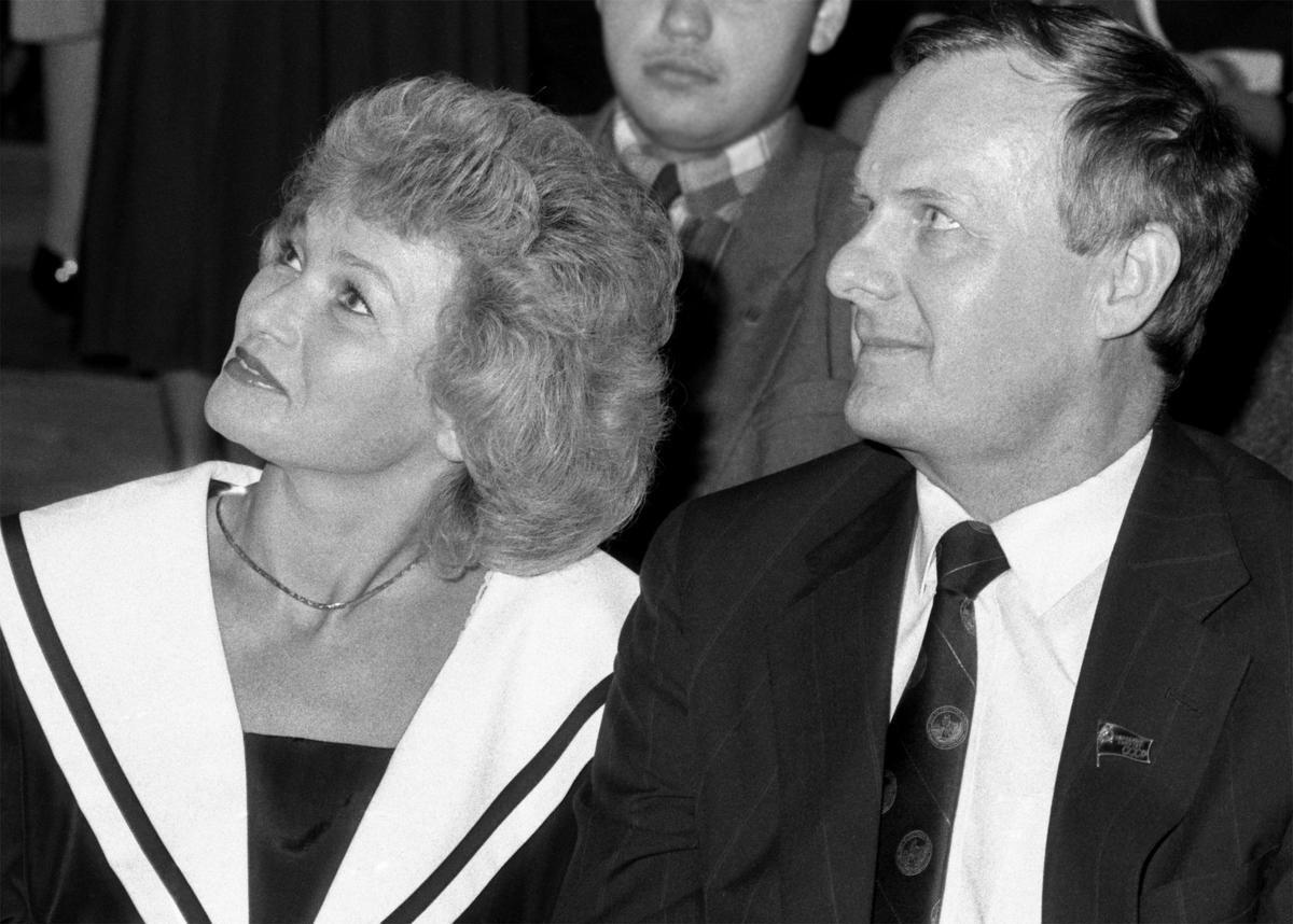 Людмила Нарусова и Анатолий Собчак, 1990 год. Фото: Лев Медведев