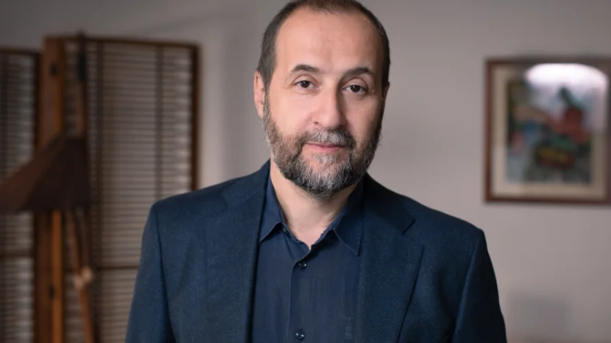 «Силовики на месте, воры на месте, идиотские законы на месте»