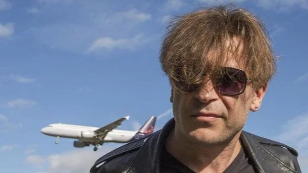 Лёва «Би-2» вылетел из Таиланда в Израиль. Остальные участники группы все еще находятся в миграционном центре