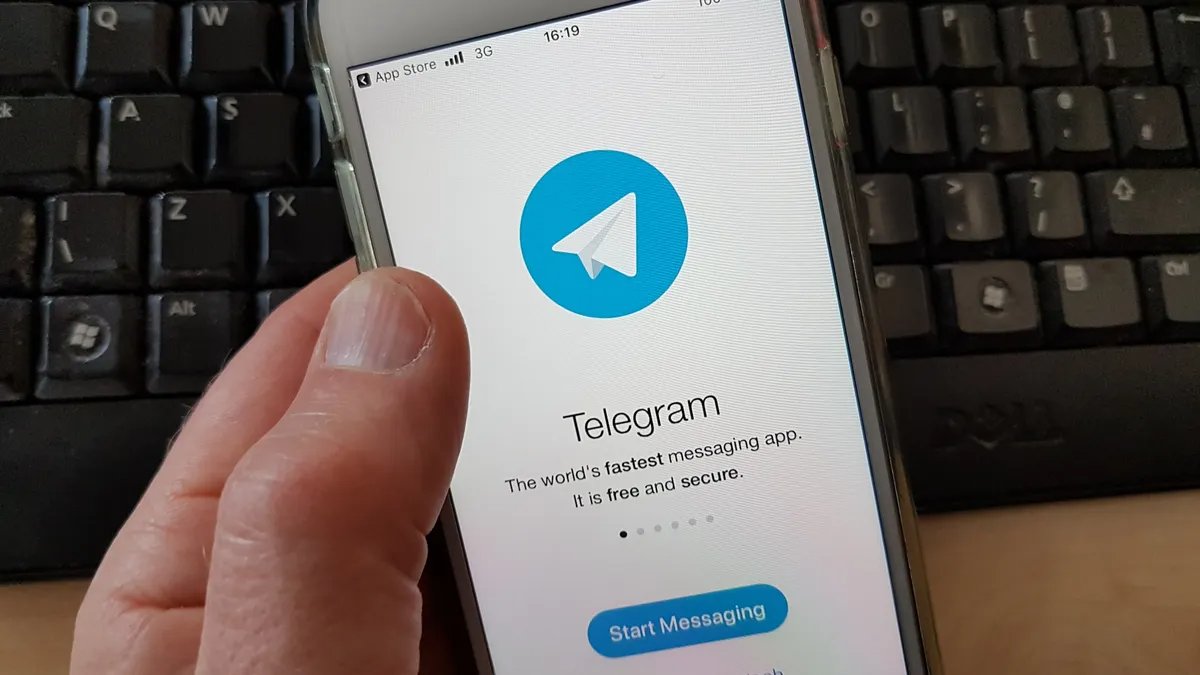 Фото: Mauritz Antin / EPA-EFE