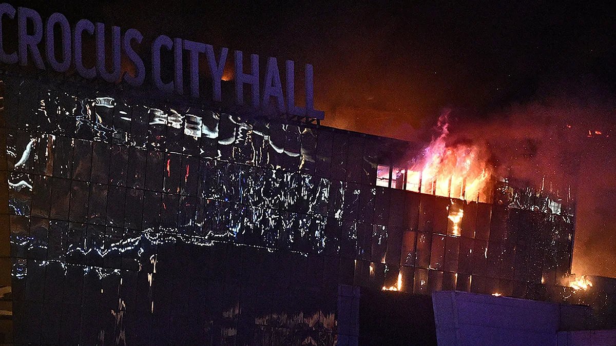 Flames engulfing Crocus City Hall on 22 March. Photo: Ivan Vodopyanov / Kommersant / Sipa USA