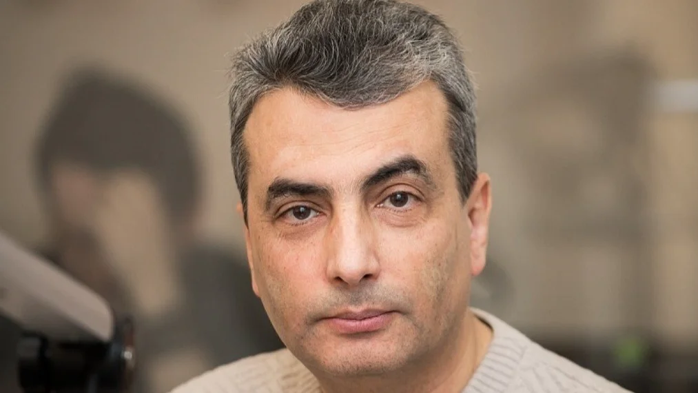 Псковский суд три раза за день оштрафовал политика Льва Шлосберга