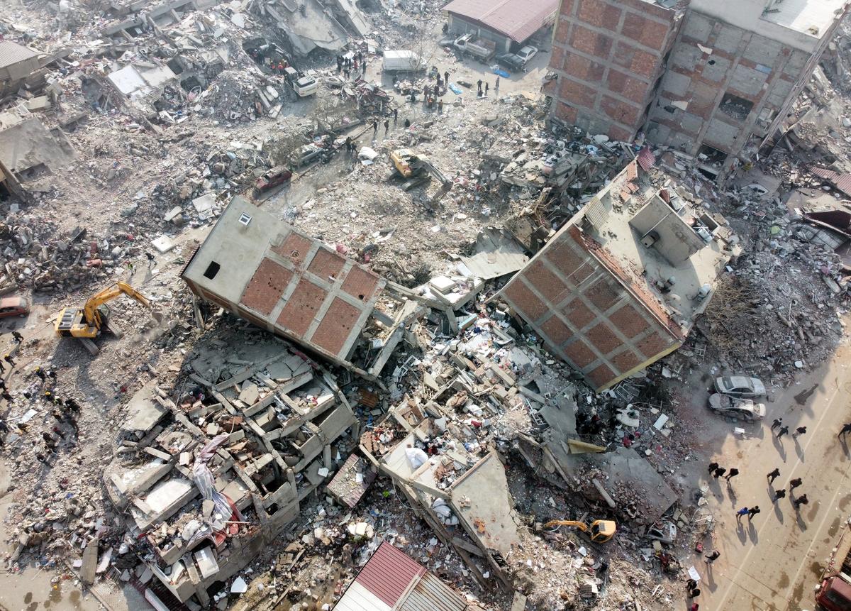Разрушения после землетрясения в городе Кахраманмарас, Турция, 10 февраля 2023 года. Фото: EPA-EFE/ABIR SULTAN