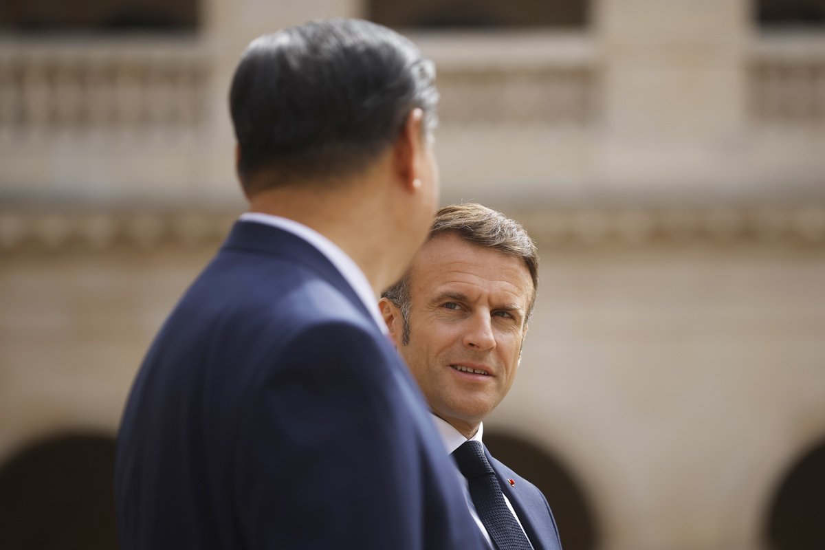 Emmanuel Macron dhe Xi Jinping në Paris, Francë, 6 maj 2024. Foto: Yoan Valat / EPA-EFE