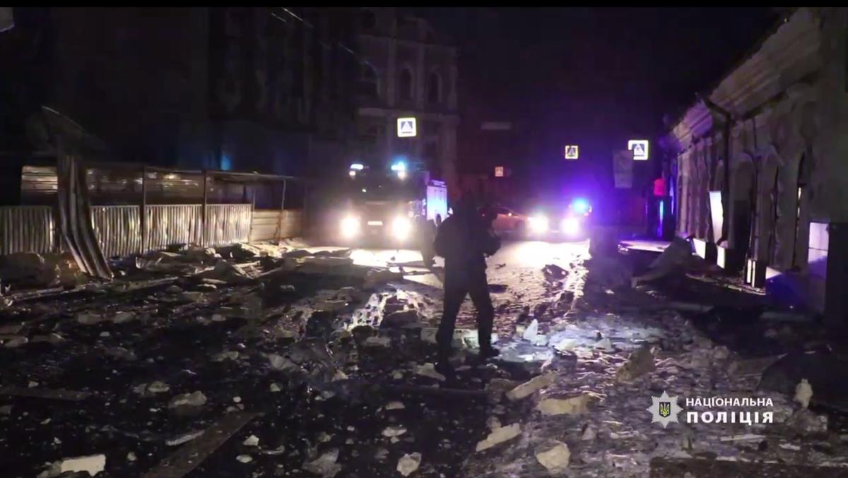 Последствия удара ВС РФ по Харькову, скриншот из видео Национальной полиции Украины