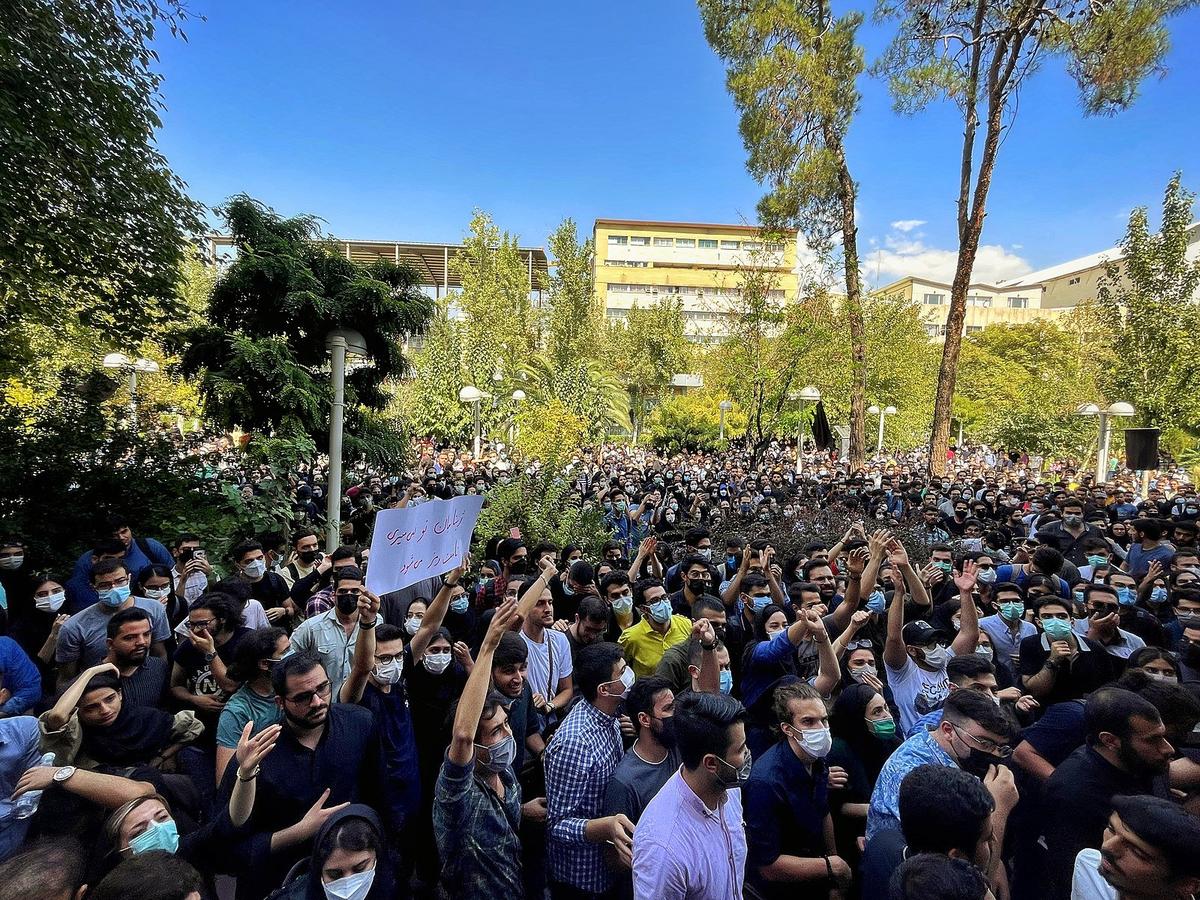 Фото: протесты в Тегеране/Darafsh Kaviyani/Wikipedia