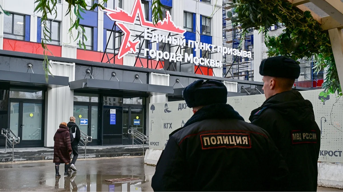 «Поднакоплю денег — куплю себе орден Мужества»