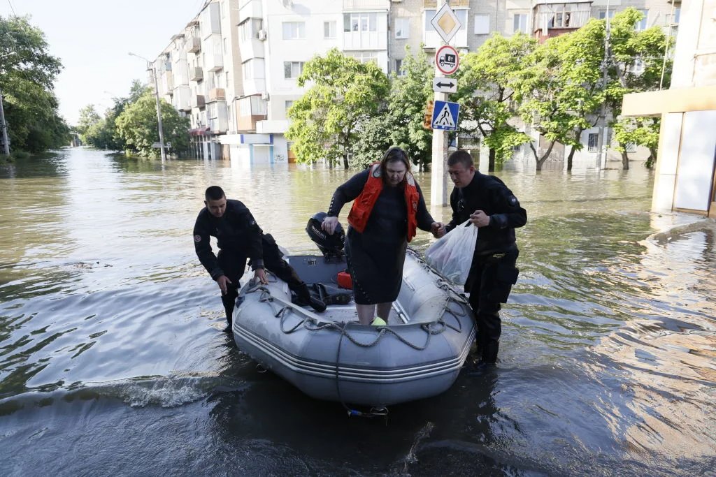 Flooded parts of Kherson after the destruction of the Kakhovka Dam. 7 June. Photo: Alex Babenko / Getty Images