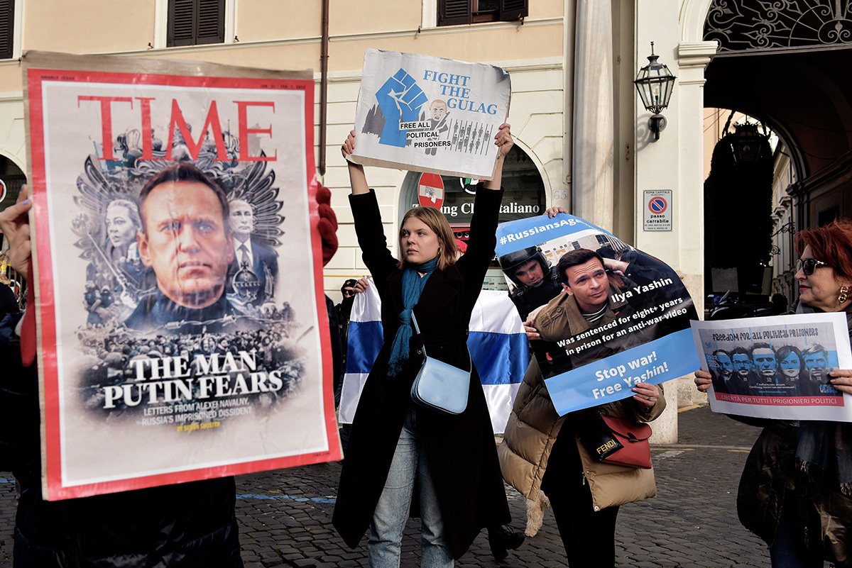 Акция в Риме за свободу российских политзаключенных в январе 2023 
Фото: Simona Granati / Corbis / Getty Images