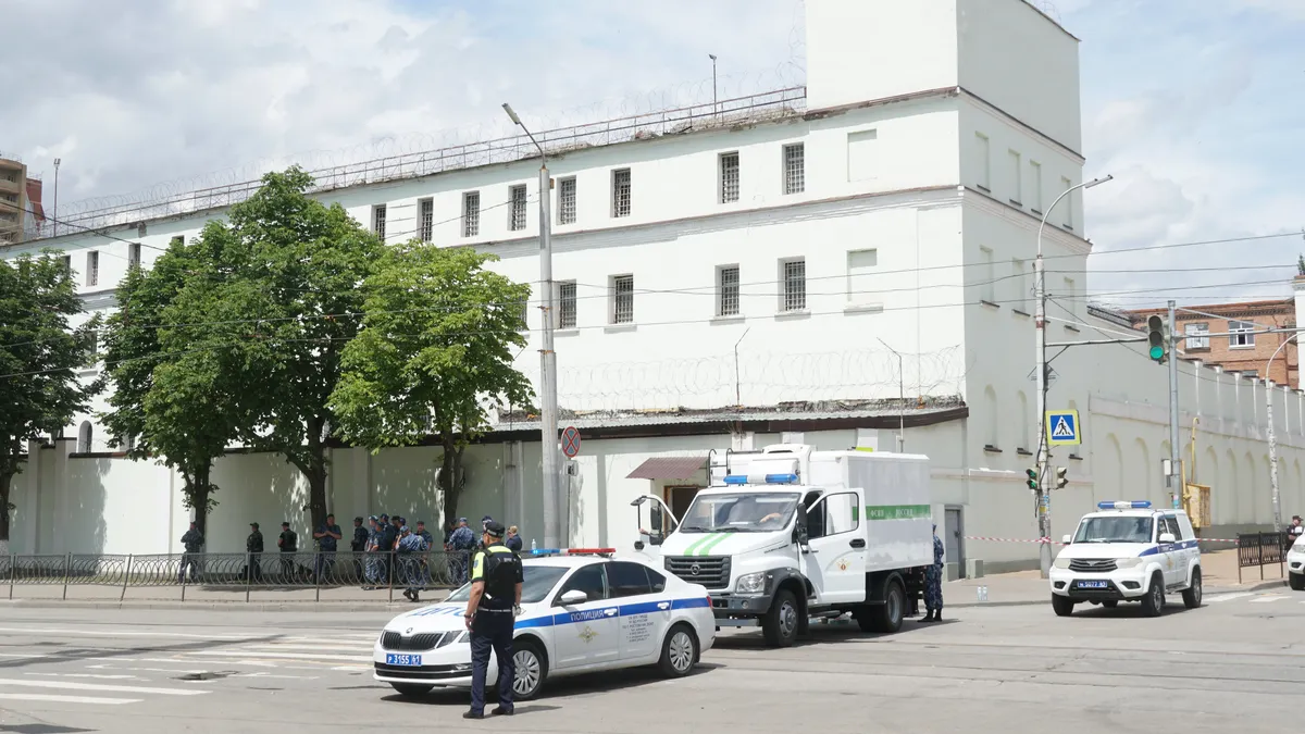 В Ростове-на-Дону заключенные взяли в заложники сотрудников СИЗО