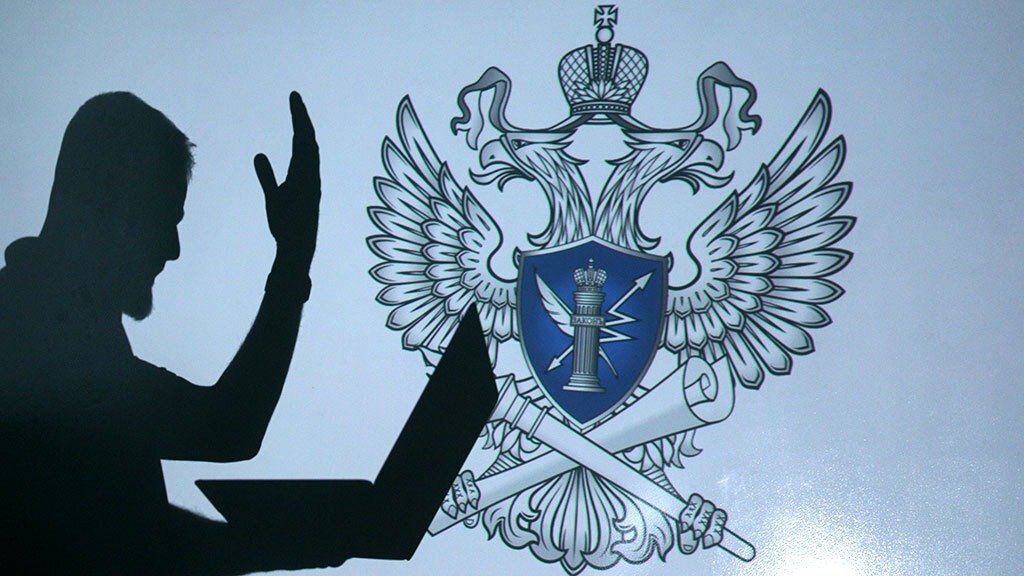 РКН потребовал от СМИ удалить новости о том, что блокировки ведомства спровоцировали банковский сбой