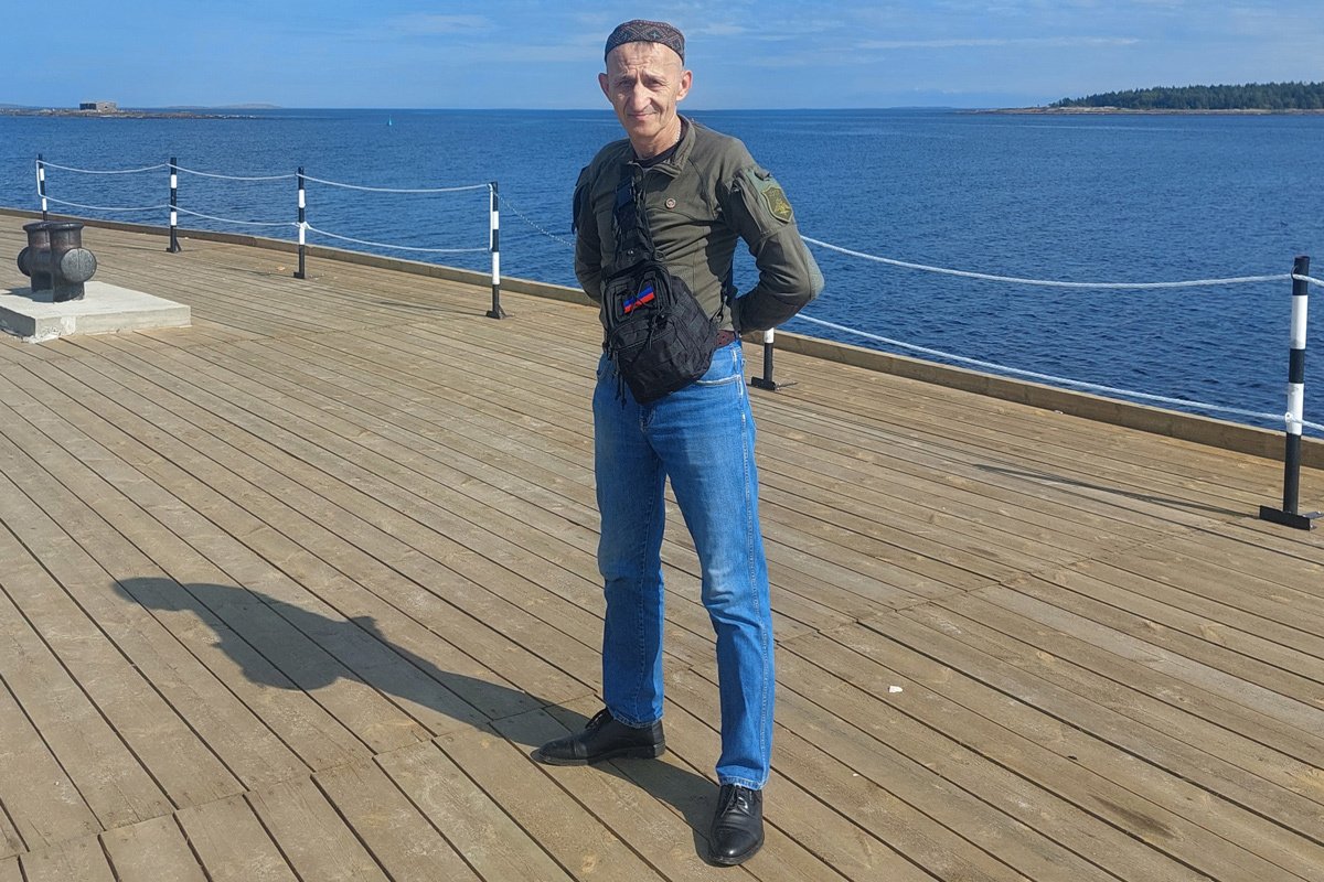 Алексей Владимиров у Белого моря в августе 2023 года. Фото: Алексей Владимиров / VK