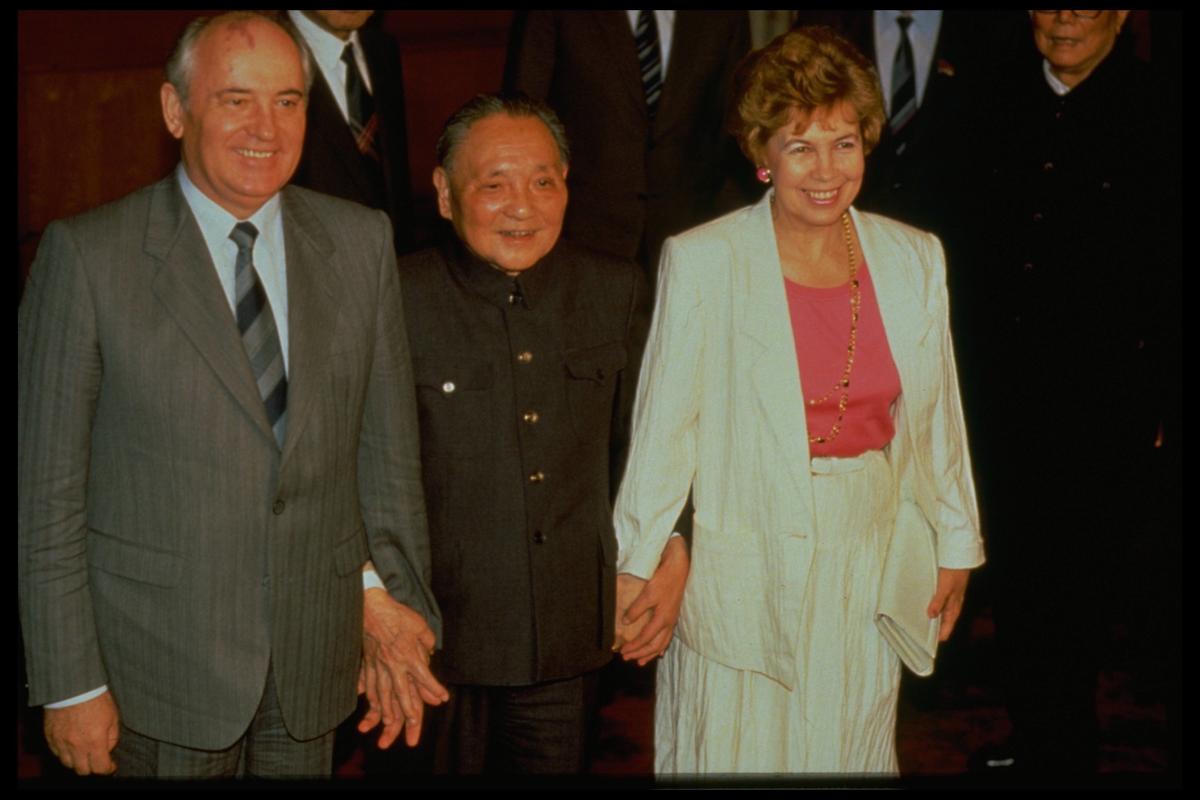 Михаил и Раиса Горбачёвы в Пекине. Фото: Getty Images